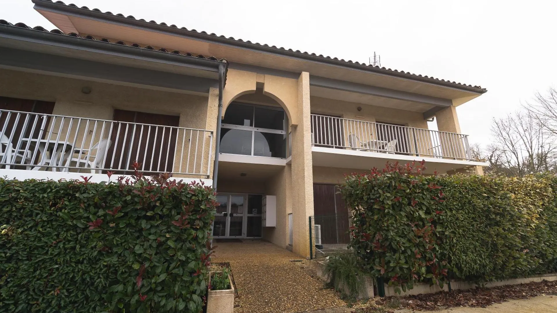 Cazaubon Les Mimosas - App 05 - Appartement Cosy Rdc 0*,