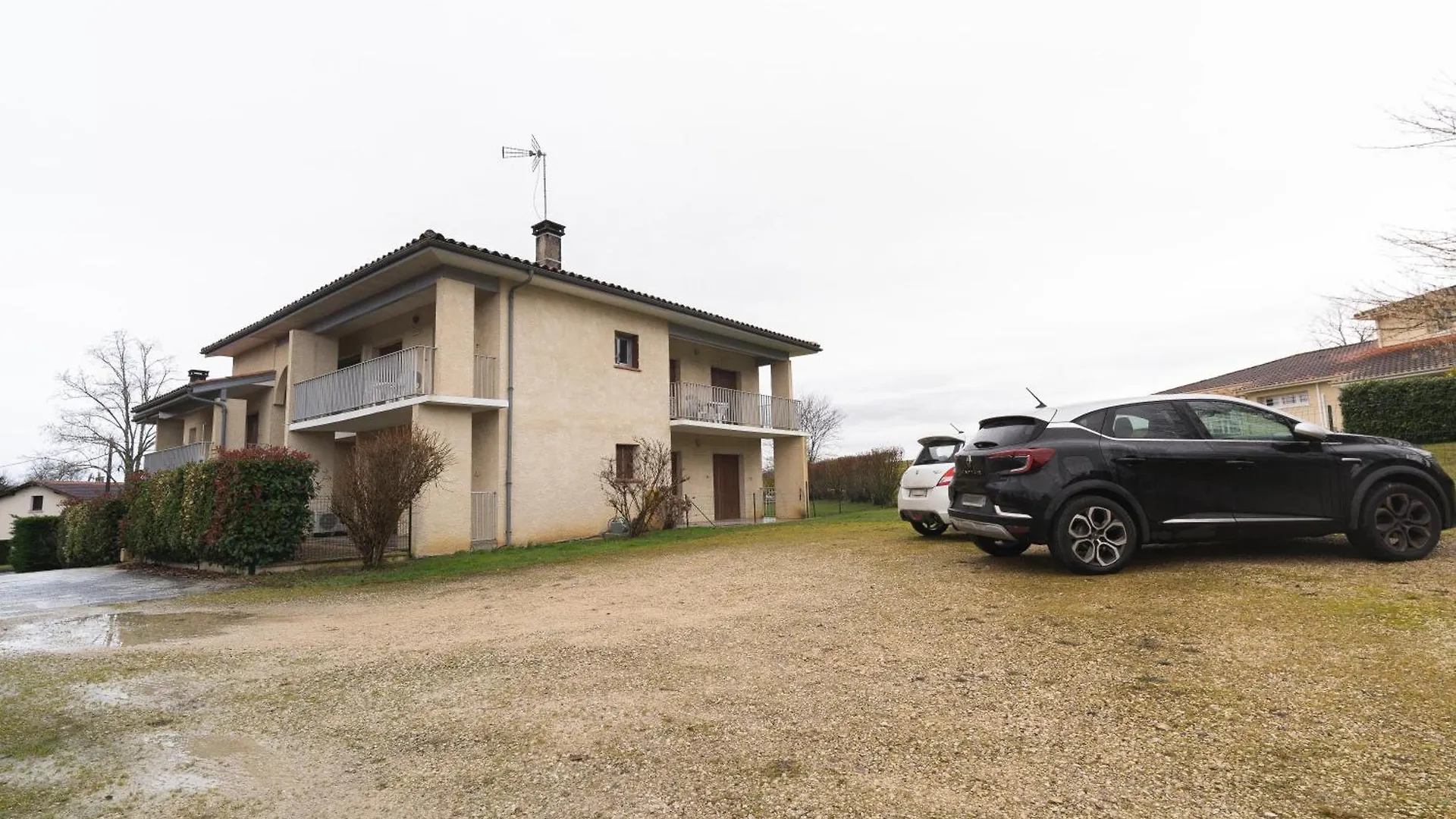 Cazaubon Les Mimosas - App 05 - Appartement Cosy Rdc